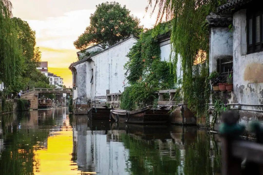 逃离复古建筑